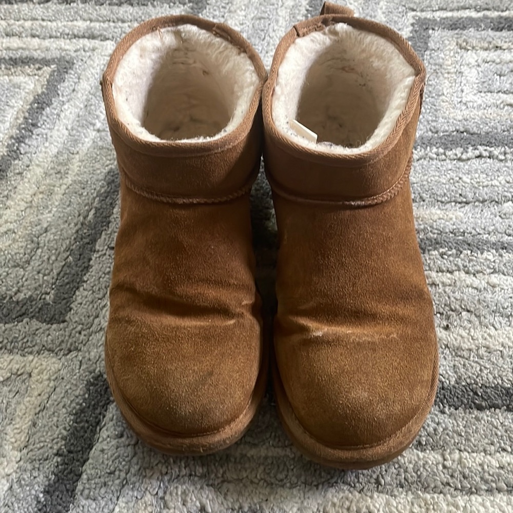 Alpine Design women’s boots
